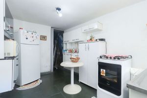 Image 9 - 646982