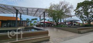 Image 10 - 647116