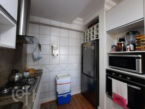 Image 6 - 647495