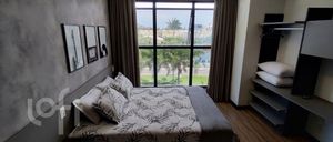 Image 9 - 647664