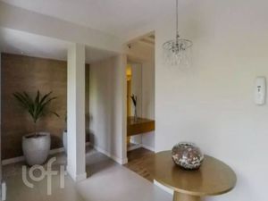 Image 43 - 647954