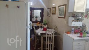 Image 11 - 647958
