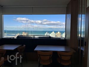 Image 4 - 648309