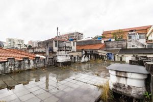 Image 15 - 648429
