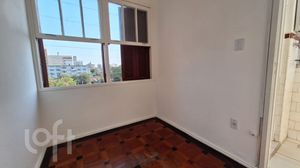 Image 10 - 648615