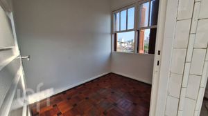 Image 3 - 648615