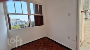 Image 8 - 648615