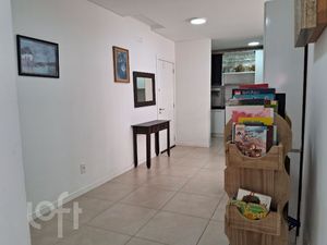 Image 5 - 648703