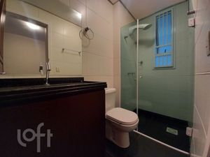 Image 10 - 648785