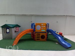 Image 18 - 648785