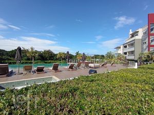 Image 17 - 648837