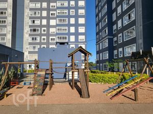 Image 1 - 649105