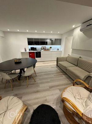 Image 1 - 649737