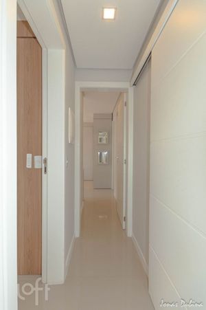 Image 18 - 650510