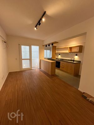 Image 1 - 650658