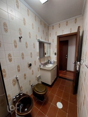 Image 14 - 650946
