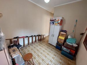 Image 15 - 650946