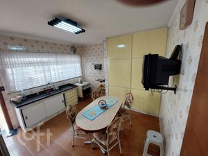 Image 9 - 650946