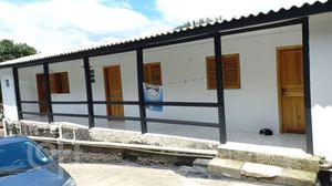Image 9 - 651145