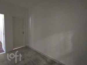 Image 11 - 651661