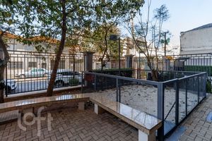 Image 31 - 653326