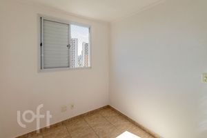 Image 8 - 653326
