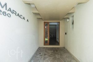Image 6 - 654575