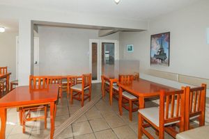 Image 4 - 654575