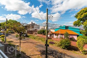 Image 34 - 654617
