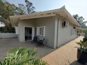 Image 1 - 654678