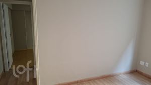Image 10 - 654901