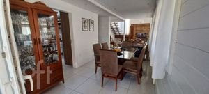Image 11 - 654939