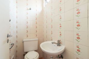 Image 20 - 655030
