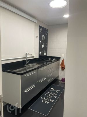 Image 11 - 655642