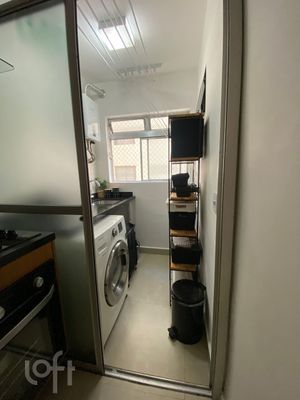 Image 30 - 655811