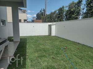 Image 4 - 655852