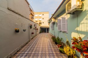 Image 32 - 655935