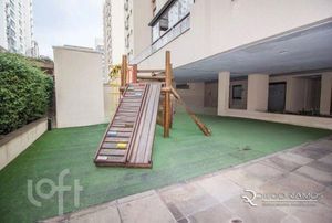 Image 31 - 655972