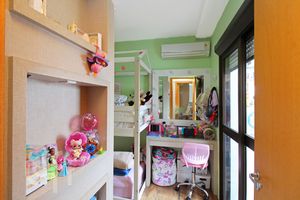 Image 15 - 655972
