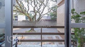 Image 3 - 656149