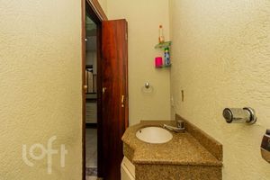 Image 6 - 656727