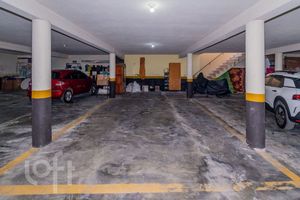 Image 40 - 656727