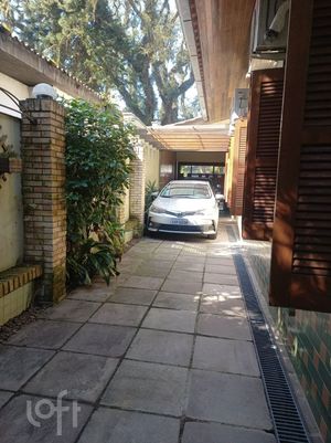 Image 38 - 656775