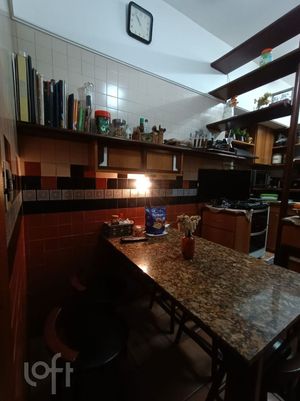 Image 46 - 656775