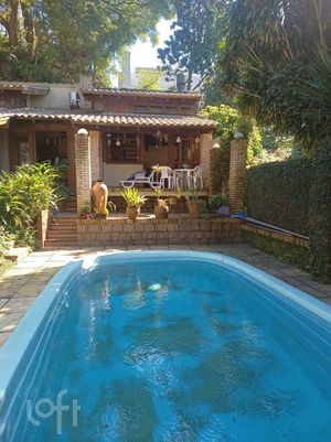 Image 58 - 656775
