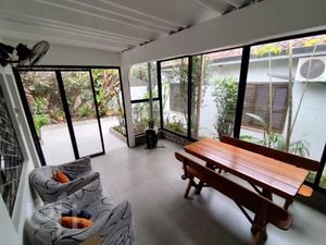 Image 11 - 656935