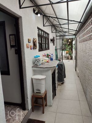 Image 25 - 656935