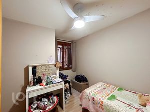 Image 37 - 657170