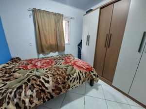 Image 3 - 657203