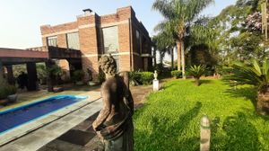 Image 1 - 657299